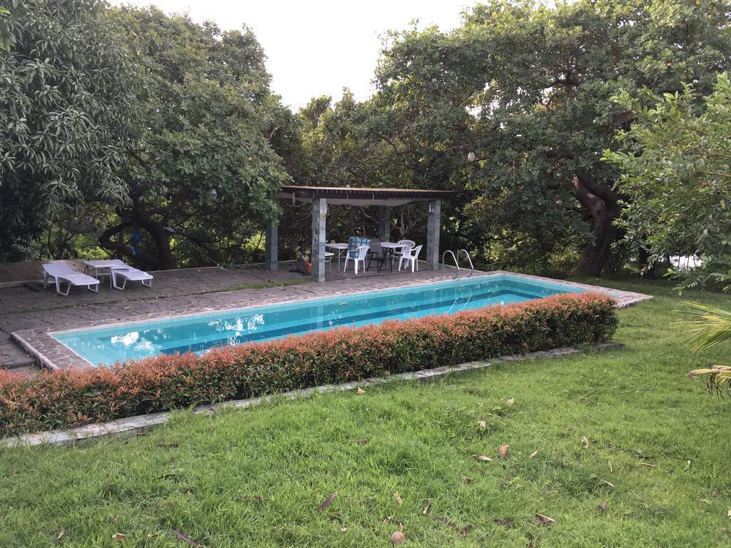 Вілла Native House With Beautiful Pool Bagac Екстер'єр фото