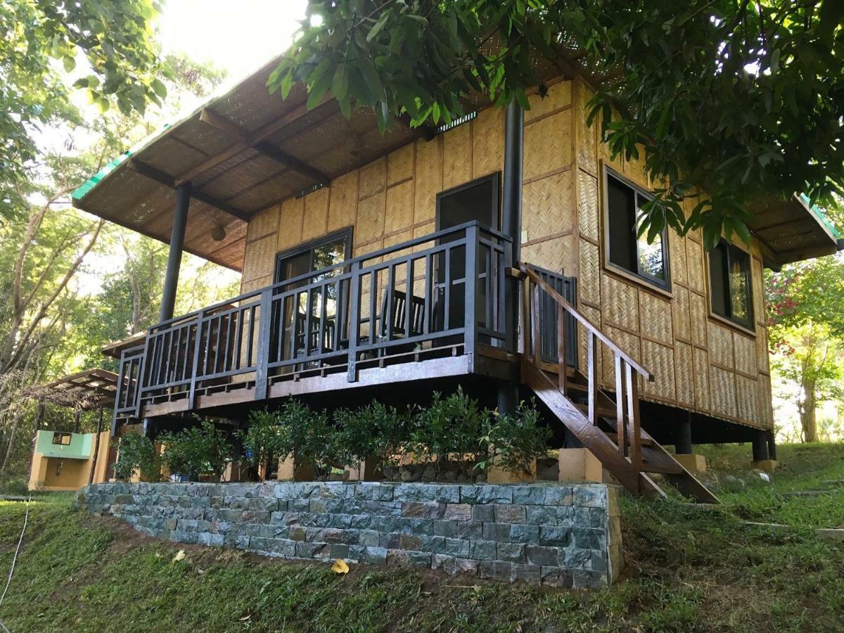 Вілла Native House With Beautiful Pool Bagac Екстер'єр фото