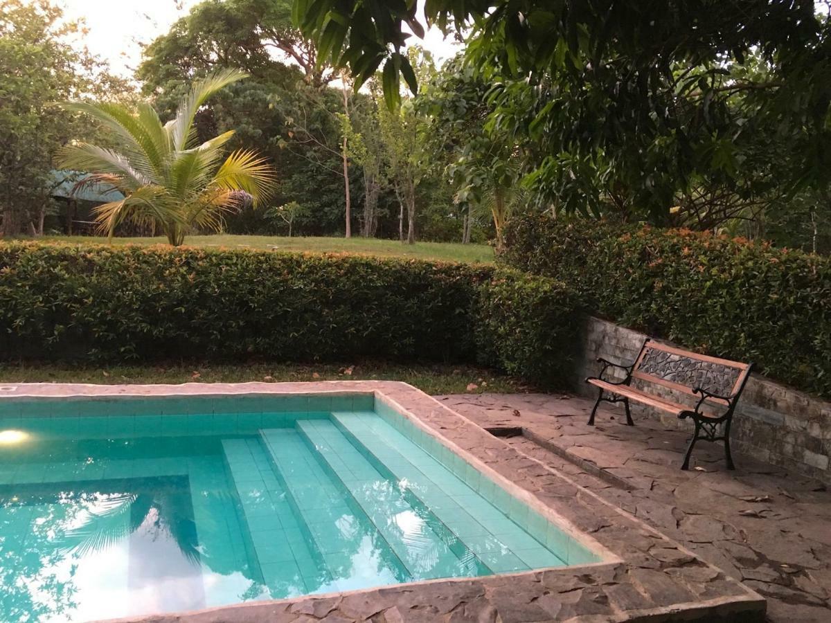 Вілла Native House With Beautiful Pool Bagac Екстер'єр фото