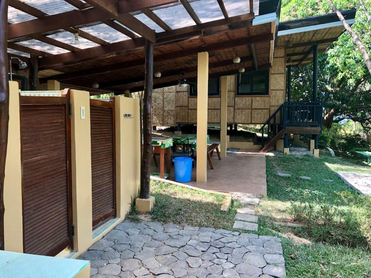 Вілла Native House With Beautiful Pool Bagac Екстер'єр фото
